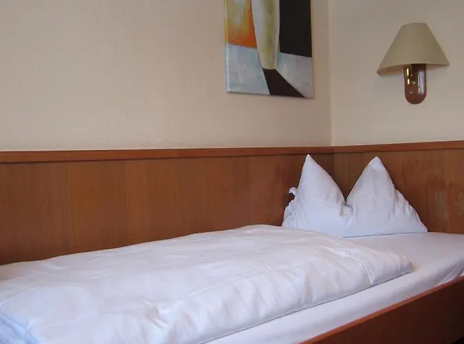 纽伯特酒店 3* Lemberg